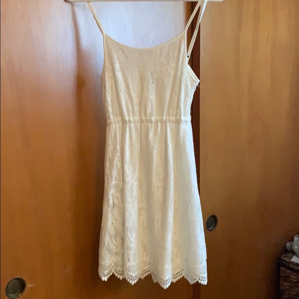 White lace dress